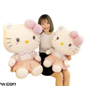 Gấu bông Hello Kitty áo trái tim mặc váy yếm dễ thương